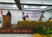 Dekranasda Sulsel Support Bantuan Peralatan Industri Kerajinan Anyaman di Tator