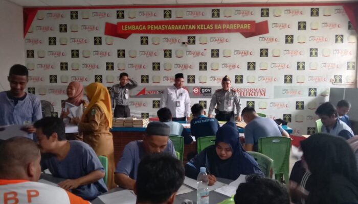 30 WBP Lapas Parepare Sukses Menyelesaikan Ujian Akhir Semester Ganjil