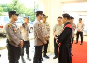 Kapolrestabes Makassar Pantau Langsung Pengamanan Ibadah Paskah 2025 di Sejumlah Gereja