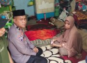 Wujud Kepedulian, Bhabinkamtibmas Biring Romang Sambangi Warga yang Berduka