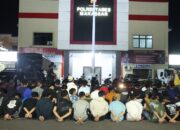 Polrestabes Makassar Amankan 78 Remaja Pesta Miras-Konvoi dan Sita 32 Motor