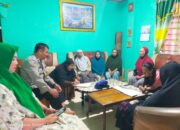 Bhabinkamtibmas Bitowa Mediasi Perselisihan Warga Secara Damai dan Kekeluargaan