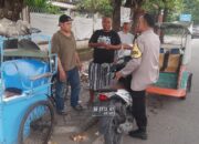 Bhabinkamtibmas Kel. Suangga Laksanakan Sambang Warga dan Pemantauan Wilayah