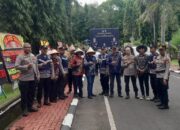 Warga Biringkanaya Hadir Meriahkan Peringatan HUT Bhayangkara Ke – 79 Di Mapolda Sulsel