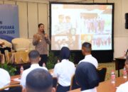 Kapolrestabes Makassar Beri Pembekalan Revolusi Mental untuk Paskibraka Kota 2025