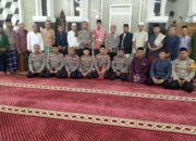 Safari Subuh Kasat Binmas Polrestabes Makassar Ajak Masyarakat Peduli Lingkungan