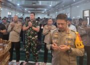 Kapolrestabes Makassar Pimpin Sholat Ghaib untuk Korban Unjuk Rasa dan Kebakaran Kantor DPRD