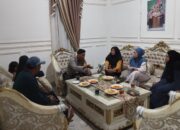 Bhabinkamtibmas Polsek Tallo Kelurahan Buloa Aipda Arsyad Lakukan Mediasi Permasalahan Hak Asuh Anak, Berikan Pesan Kamtibmas agar Diselesaikan secara Kekeluargaan