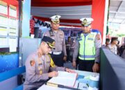 Pastikan Perayaan Natal 2025 Aman Kondusif, Kapolrestabes Makassar Tinjau Pos Pam dan Gereja