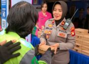 Polsek Panakkukang Bagikan Takjil, Pererat Kedekatan dengan Masyarakat di Bulan Ramadhan