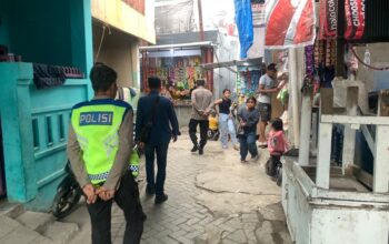 Polsek Tallo Gelar Patroli Jalan Kaki Lorong ke Lorong, Himbau Warga Cegah Gangguan Kamtibmas di Panampu Kampung Sapiria