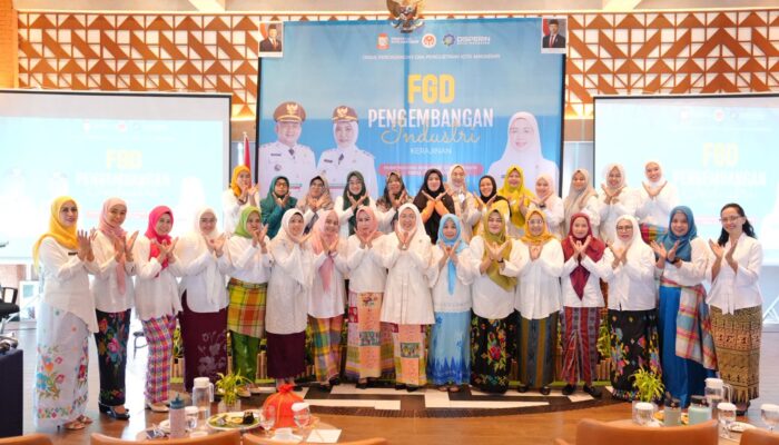 Pentingnya Produk Asli Pengerajin Lokal Demikian Disampaikan Melinda Aksa saat Membuka FGD Industri Kerajinan