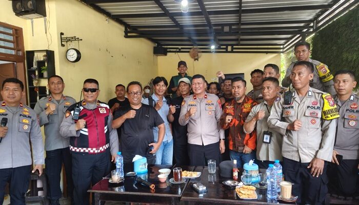 Kapolsek Rappocini Gelar Silaturahmi Bersama Buruh dan Elemen Masyarakat