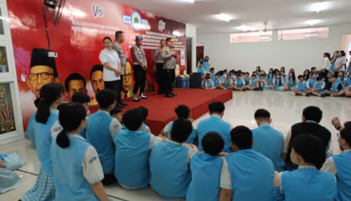 Polsek Ujung Pandang Tanamkan Disiplin dan Etika Digital kepada Pelajar