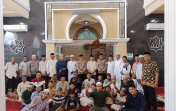 Polsek Ujung Pandang Gelar Safari Jumat, Pererat Silaturahmi dan Sampaikan Pesan Kamtibmas