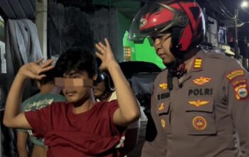 Kapolsek Mamajang Pimpin Patroli, Respon Aduan Warga soal Aktivitas Malam Hari