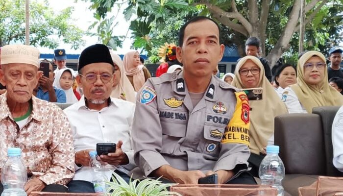 Bhabinkamtibmas Hadiri Pentas Seni Pelajar, Tanamkan Cinta Budaya dan Kamtibmas