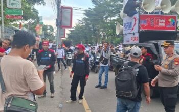 Kapolsek Ujung Pandang Kawal Aksi May Day di Karebosi