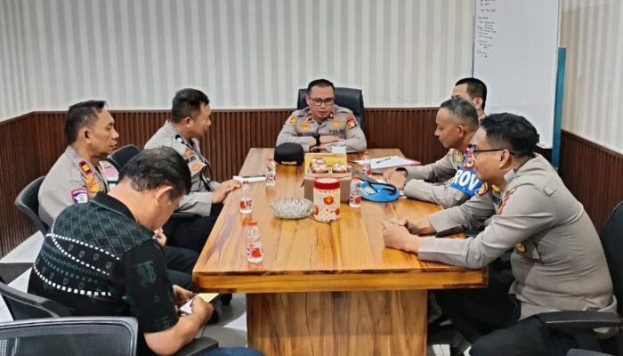Kapolsek Ujung Pandang Tekankan Anggotanya Kompak dan Respons Cepat Layanan Masyarakat