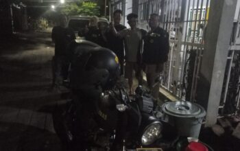 Bhabinkamtibmas Kelurahan Katimbang Gerak Cepat Tindak Lanjuti Aduan Warga Lewat Aplikasi Bantuan Polisi