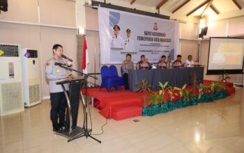 Kapolrestabes Makassar Hadiri Rapat Forkopimda, Perkuat Sinergi Jaga Kamtibmas Jelang Hari Besar Islam