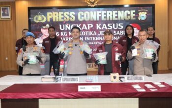 Polrestabes Makassar Ungkap Jaringan Sabu Internasional Malaysia-Riau-Jakarta-Makassar, Amankan 7 Tersangka dan 6 Kg Sabu