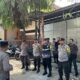 Kapolsek Tallo Pimpin Apel Pengecekan dan Arahan Pengamanan Unjuk Rasa Peringatan Hari Buruh di Jalan Sunu