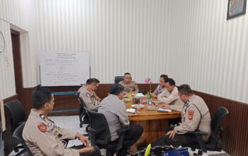 Kompol Muhammad Yusuf Ajak Personel Polsek Ujung Pandang Tingkatkan Soliditas dan Respons Cepat Laporan Warga