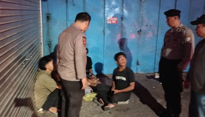 Patroli Preventif Polsek Rappocini, Pemuda Nongkrong Larut Malam Diajak Pulang