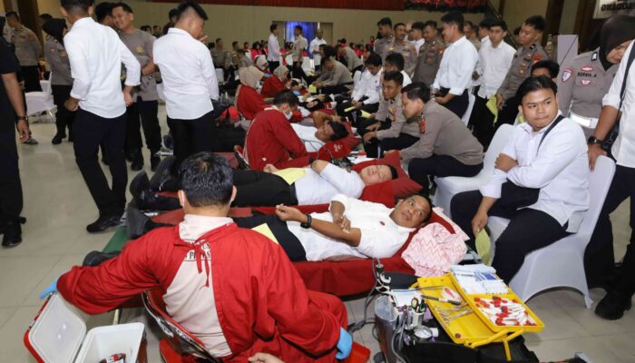 Polda Sulsel Kumpulkan 278 Kantong Darah dalam Aksi Donor Sambut Hari Bhayangkara ke-80