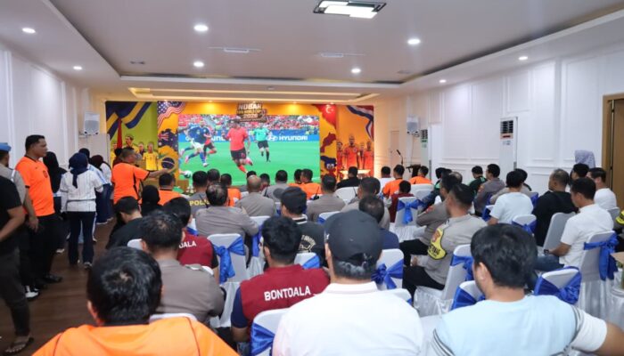 Polrestabes Makassar Gelar Nobar Piala Dunia 2026 Bersama Masyarakat, Pererat Semangat “Polri untuk Masyarakat”