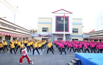 Polrestabes Makassar Gelar Olahraga Bersama Dalam Rangka Menyambut HKGB ke- 74